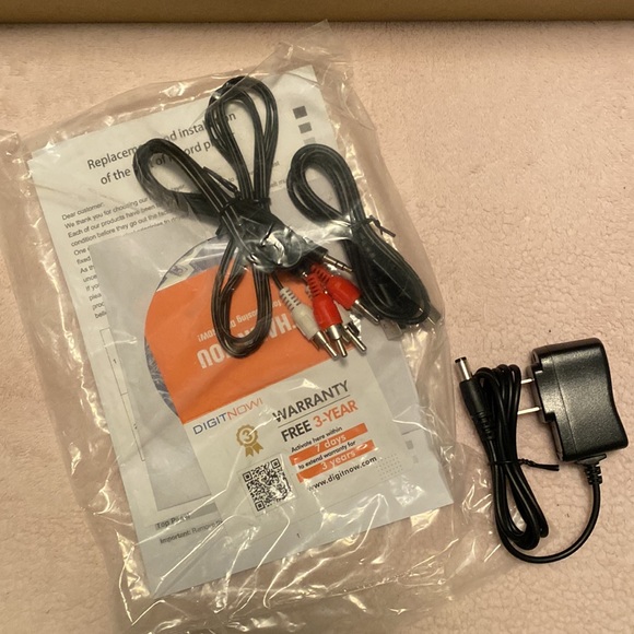 NIB Digitnow Turntable - Picture 2 of 5